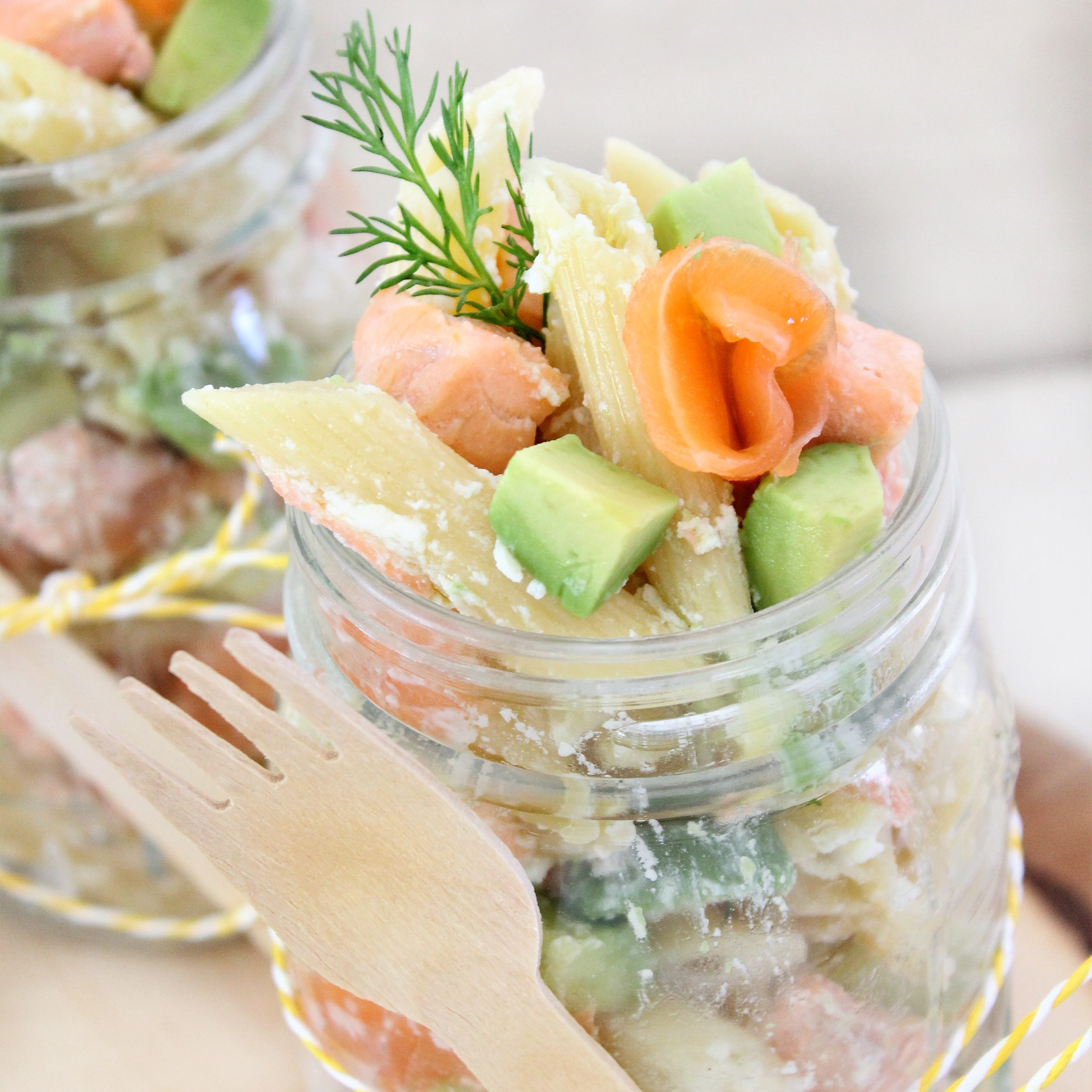My Foodie Days | Insalata di pasta con salmone, avocado e ricotta al limone