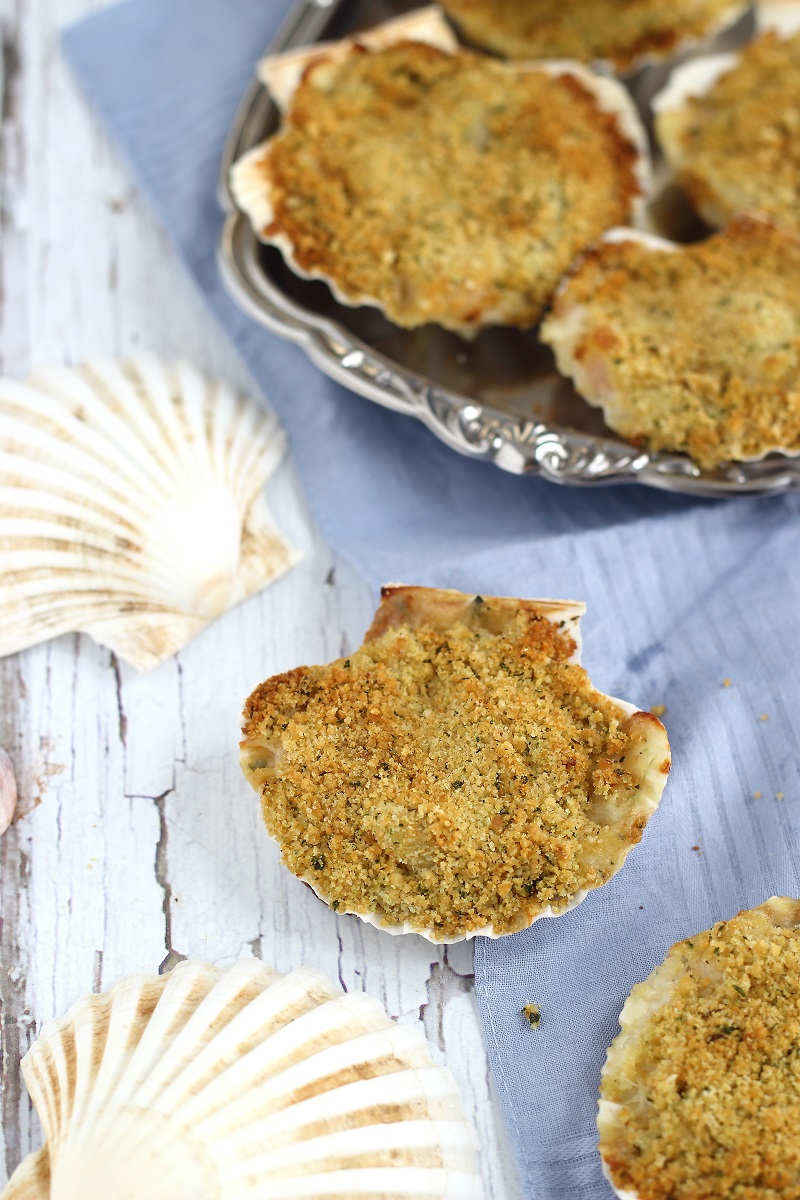 My Foodie Days Seafood gratin served in scallop shells
